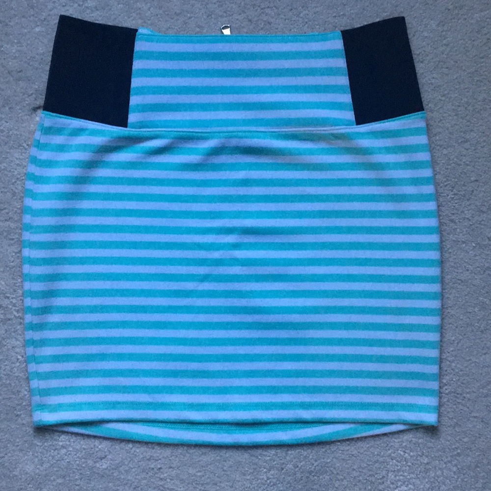 White and mint green striped mini skirt